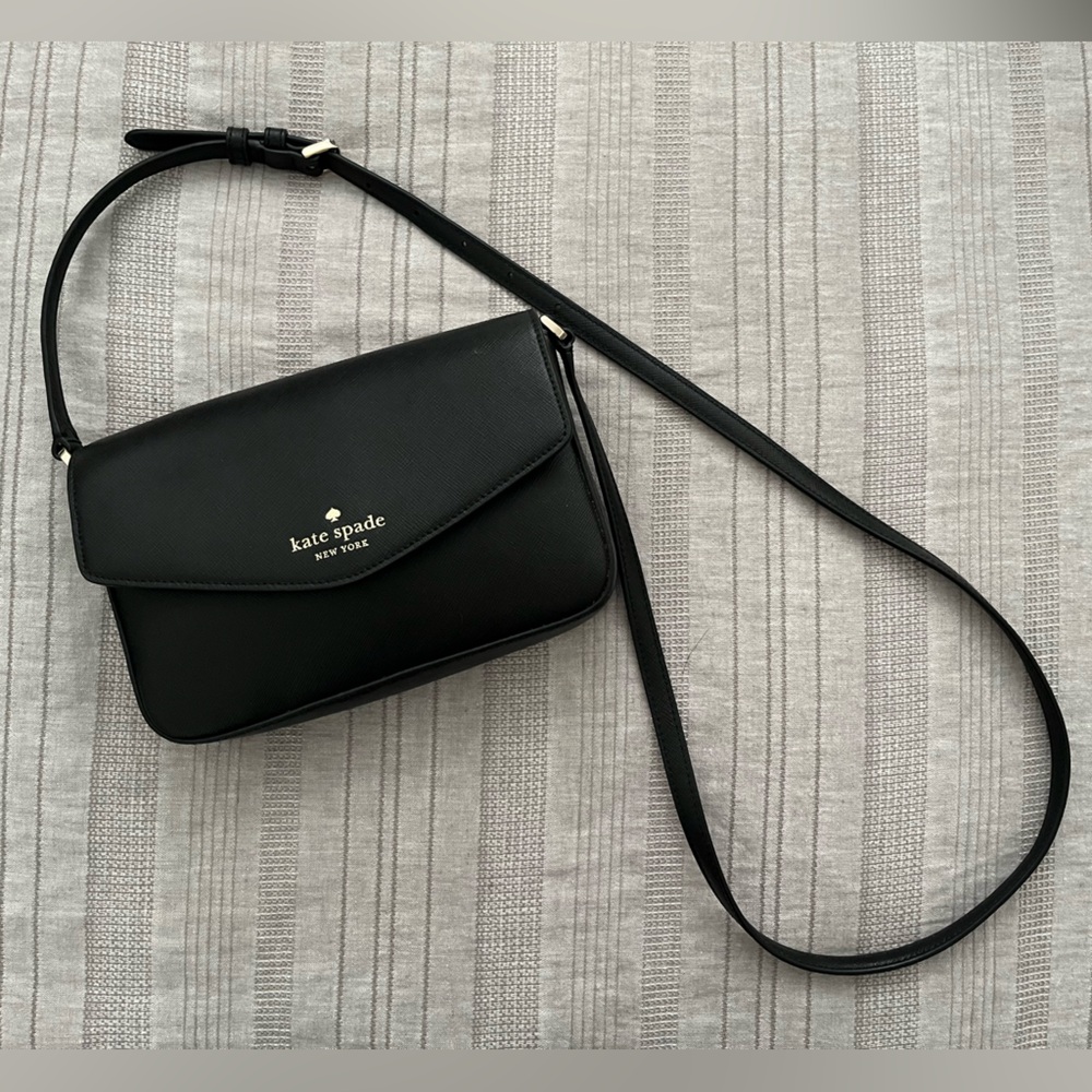 Kate Spade Sadie Envelope Crossbody Purse
